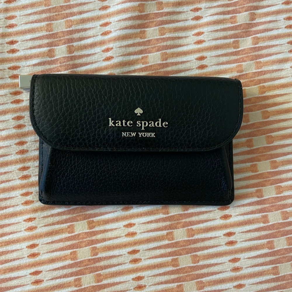 NWOT Kate Spade “Dumpling” Pebbled Leather Card Wallet